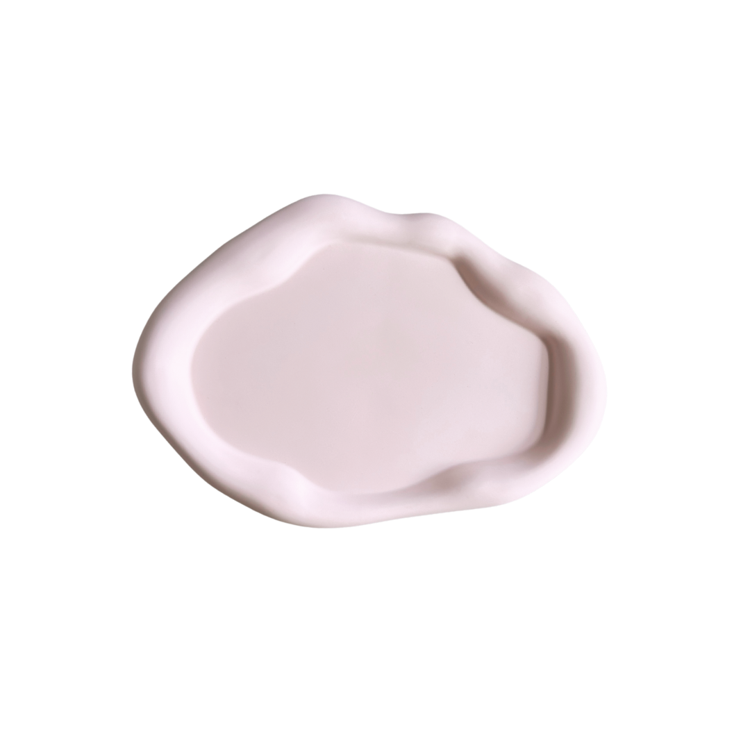 Roze wolken schaal van Limala met zachte, golvende vorm, ideaal voor interieurdecoratie
